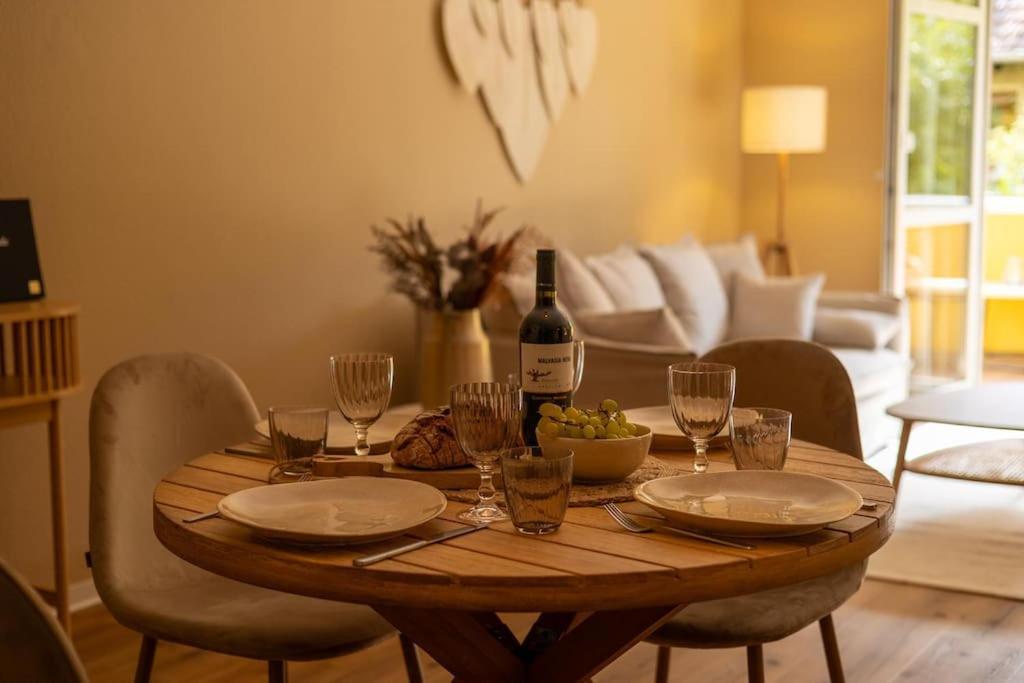 Innenstadt Appartement *Garten* เดรสเดน ภายนอก รูปภาพ